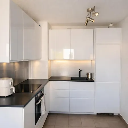 T2 Moderne 42 M2 Avec Grande Terasse Et Vue Sur Les Collines Apartmán