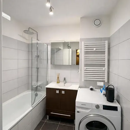 T2 Moderne 42 M2 Avec Grande Terasse Et Vue Sur Les Collines Nice