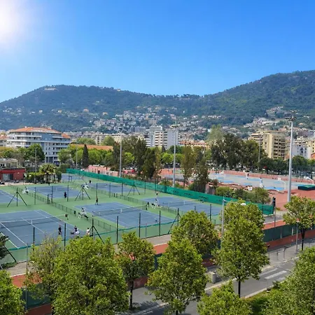 T2 Moderne 42 M2 Avec Grande Terasse Et Vue Sur Les Collines Apartmán Nice